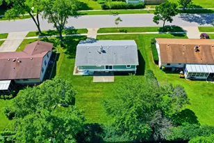 372 Clearmont Dr, Elk Grove Village, IL 60007 - Photo 25
