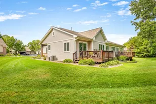 6364 Parks Edge Dr, Loves Park, IL 61111 - Photo 5