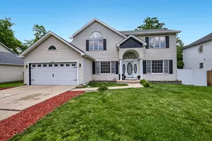 150 Winston Dr, Bolingbrook, IL 60440 - Photo 1
