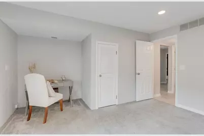 1125 Danvers Court, Schaumburg, IL 60193 - Photo 17