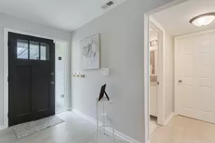 1125 Danvers Ct, Schaumburg, IL 60193 - Photo 5