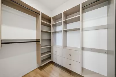 4216 W Belmont Avenue, Chicago, IL 60641 - Photo 15