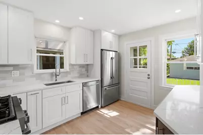 7519 Kolmar Avenue, Skokie, IL 60076 - Photo 5