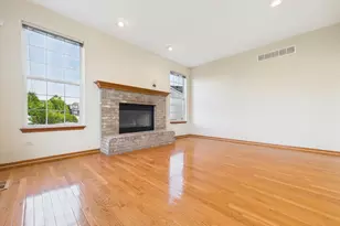 247 Alyssum Ct, Romeoville, IL 60446 - Photo 9