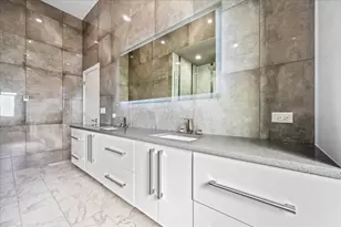 2009 Skyelar Ct, Highland Park, IL 60035 - Photo 15