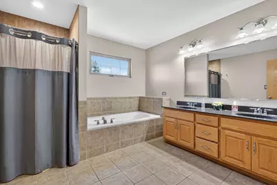 15711 Menominee Court, Manhattan, IL 60442 - Photo 17