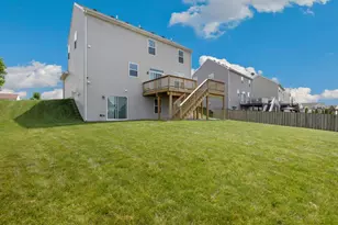 1805 Wildspring Pkwy, Joliet, IL 60431 - Photo 25