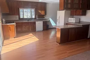 7718 Butternut Ct, Woodridge, IL 60517 - Photo 3