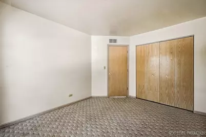37 Ione Drive #B, South Elgin, IL 60177 - Photo 27