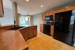 1399 Crimson Ln, Yorkville, IL 60560 - Photo 15