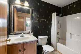 500 Westwood Ct, Crystal Lake, IL 60014 - Photo 9