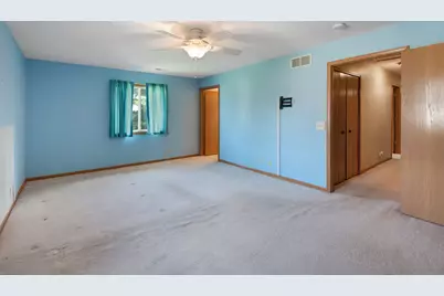 500 Westwood Court #d, Crystal Lake, IL 60014 - Photo 13