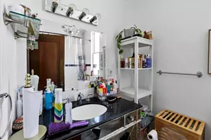 4127 N Ashland Ave, Chicago, IL 60613 - Photo 9