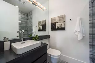 2037 W Division St, Chicago, IL 60622 - Photo 29