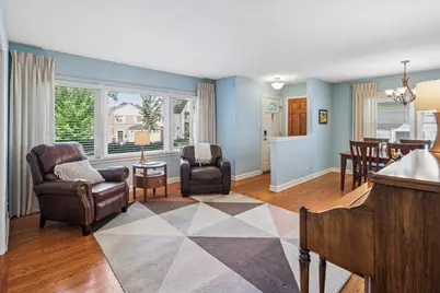 605 S Fern Avenue, Elmhurst, IL 60126 - Photo 3