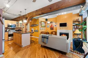 520 W Huron St, Chicago, IL 60654 - Photo 5