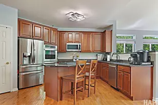 4570 Loyola Dr, McHenry, IL 60050 - Photo 11