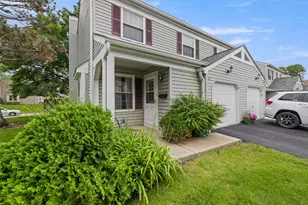 510 Nebraska Cir, Carol Stream, IL 60188 - Photo 1