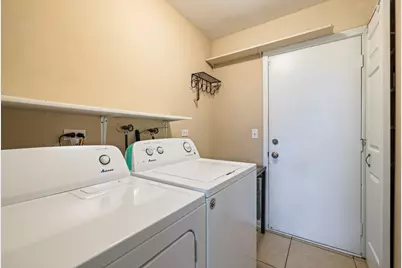 510 Nebraska Circle, Carol Stream, IL 60188 - Photo 13