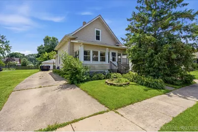 1327 Superior Street, Aurora, IL 60505 - Photo 1