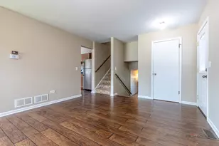 18226 W Big Oaks Rd, Grayslake, IL 60030 - Photo 3