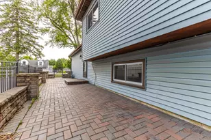 18226 W Big Oaks Rd, Grayslake, IL 60030 - Photo 19