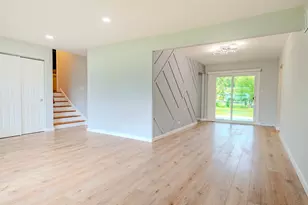 936 Cuyahoga Dr, Bartlett, IL 60103 - Photo 3