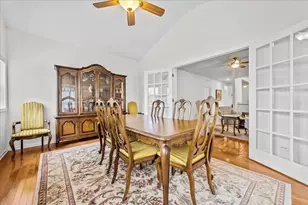 2905 Carousel Ct, Grayslake, IL 60030 - Photo 9