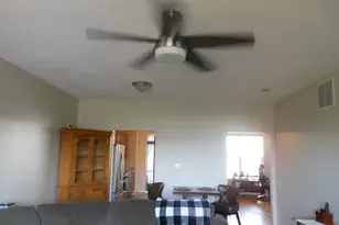 902 Summit Creek Dr, Shorewood, IL 60404 - Photo 11