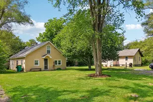 11471 W Leland Ave, Beach Park, IL 60099 - Photo 1