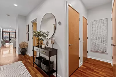 3946 N Ravenswood Avenue #510, Chicago, IL 60613 - Photo 3