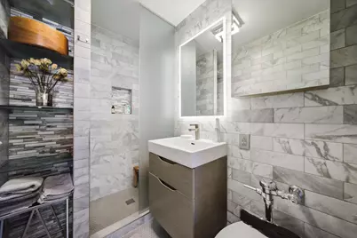 222 E Pearson Street #2002, Chicago, IL 60611 - Photo 15