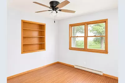308 W Logan Street, Forreston, IL 61030 - Photo 7