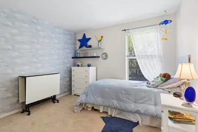 4062 N Newport Lane, Arlington Heights, IL 60004 - Photo 13