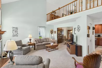 4062 N Newport Lane, Arlington Heights, IL 60004 - Photo 3