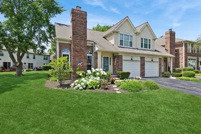 4062 N Newport Lane, Arlington Heights, IL 60004 - Photo 1
