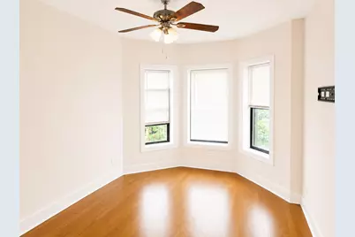 1439 E 66th Place #3W, Chicago, IL 60637 - Photo 5