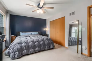 1123 Manchester Cir, Grayslake, IL 60030 - Photo 15