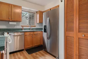 1123 Manchester Cir, Grayslake, IL 60030 - Photo 11