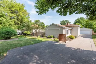 10081 W Pickford Ave, Beach Park, IL 60099 - Photo 21