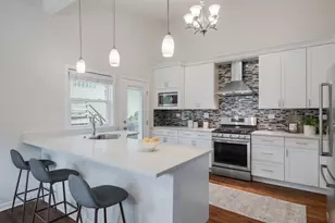 239 Kilpatrick Ave, Wilmette, IL 60091 - Photo 11
