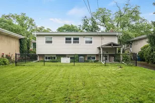 239 Kilpatrick Ave, Wilmette, IL 60091 - Photo 23