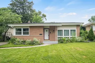 239 Kilpatrick Ave, Wilmette, IL 60091 - Photo 1