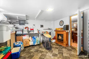 307 Lakelawn Blvd, Aurora, IL 60506 - Photo 13