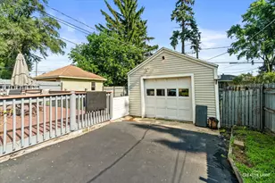 307 Lakelawn Blvd, Aurora, IL 60506 - Photo 25