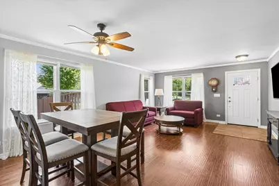 1950 Diamond Head Trail, Pingree Grove, IL 60140 - Photo 5