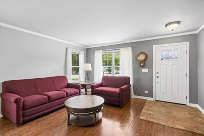 1950 Diamond Head Trail, Pingree Grove, IL 60140 - Photo 3