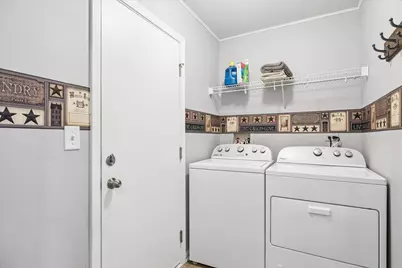 1950 Diamond Head Trail, Pingree Grove, IL 60140 - Photo 15