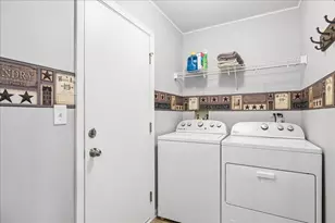 1950 Diamond Head Trail, Pingree Grove, IL 60140 - Photo 15