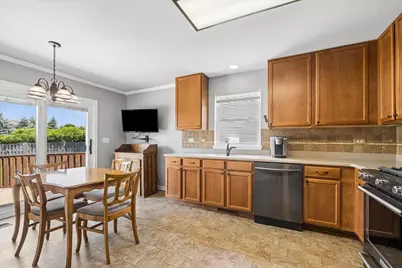1950 Diamond Head Trail, Pingree Grove, IL 60140 - Photo 7